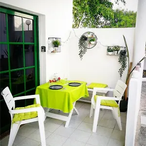 https://sunny-corner-apartment.in-canary-islands.com